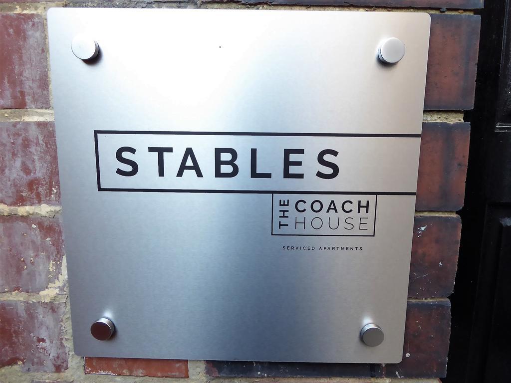 Stables At The Coach House Apartments Leeds  Buitenkant foto